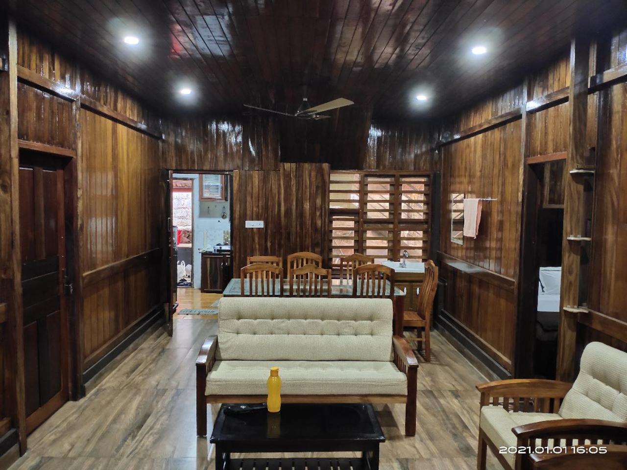 Kallana Jackroot Heritage Athirappilly 아파트 외부 사진